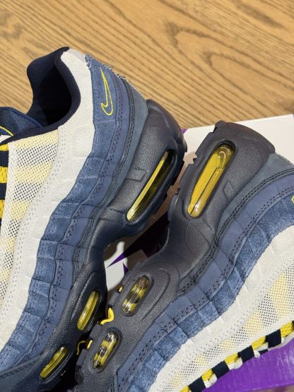 Airmax95 x Eric Koston Obsidian and Speed Yellow HQ8492-400