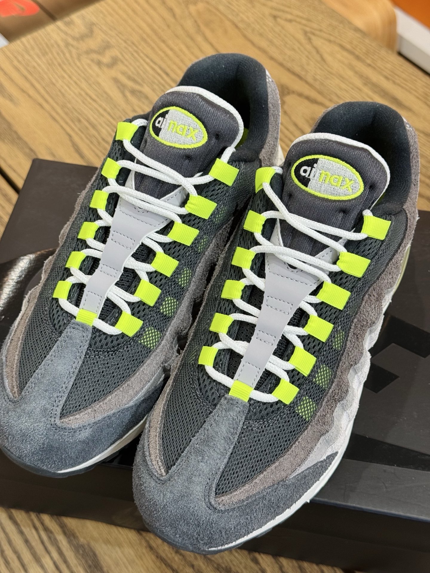 Air Max 95 OG 黑灰 Big Bubble Reverse Neon HM4738-001
