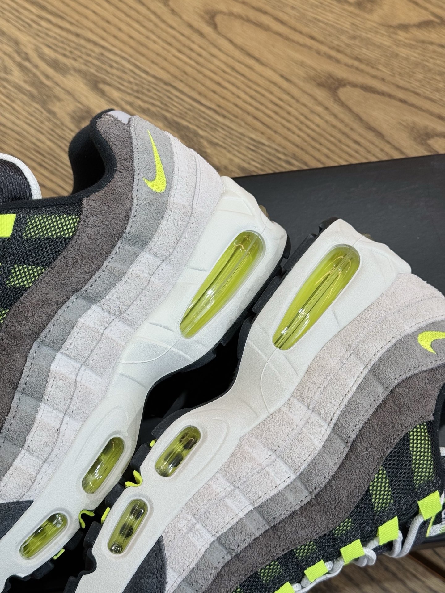 Air Max 95 OG 黑灰 Big Bubble Reverse Neon HM4738-001