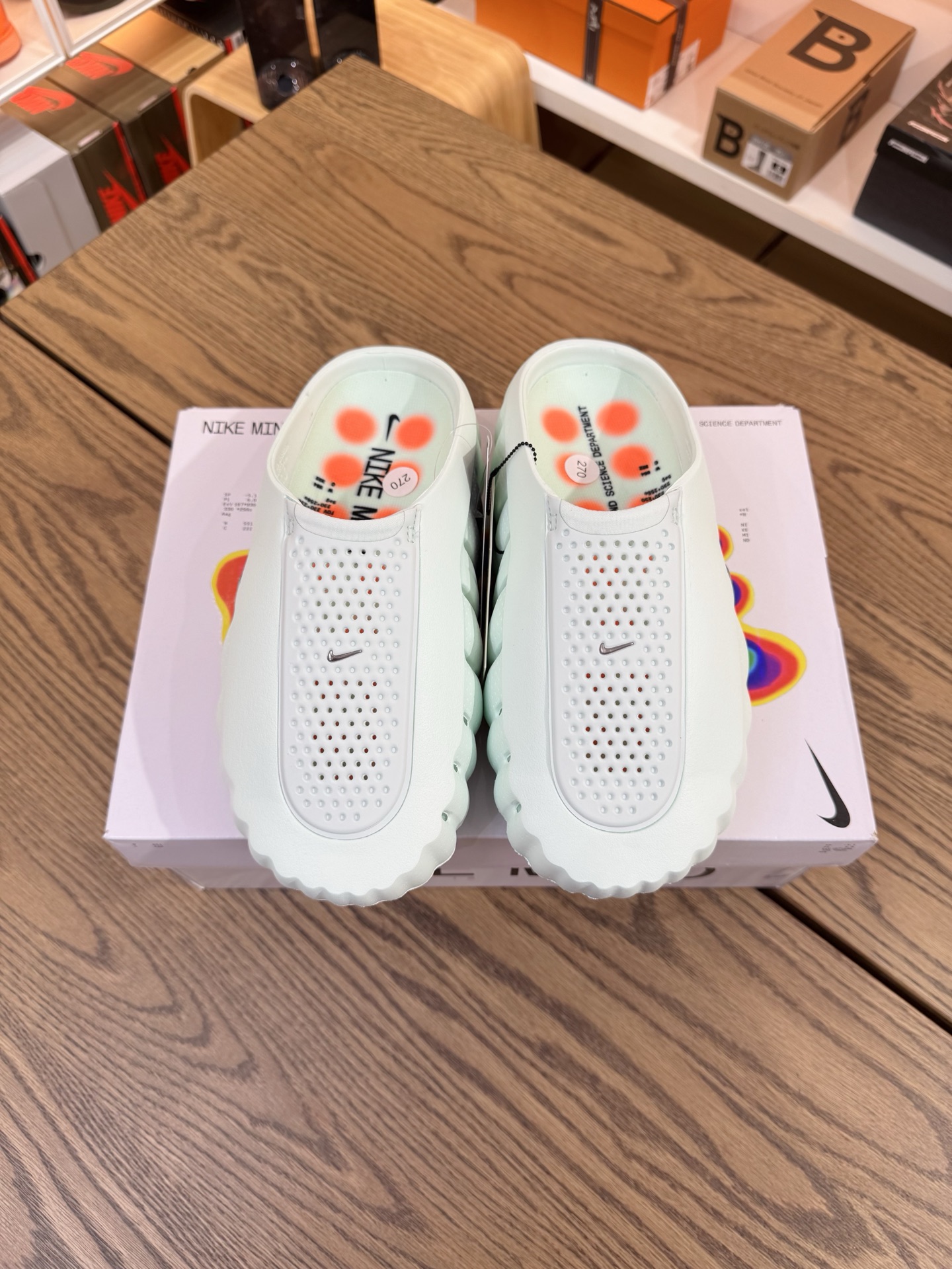 Mind 001 女款 灰綠色 HQ4309-300 款式偏小 建議加大1-2碼