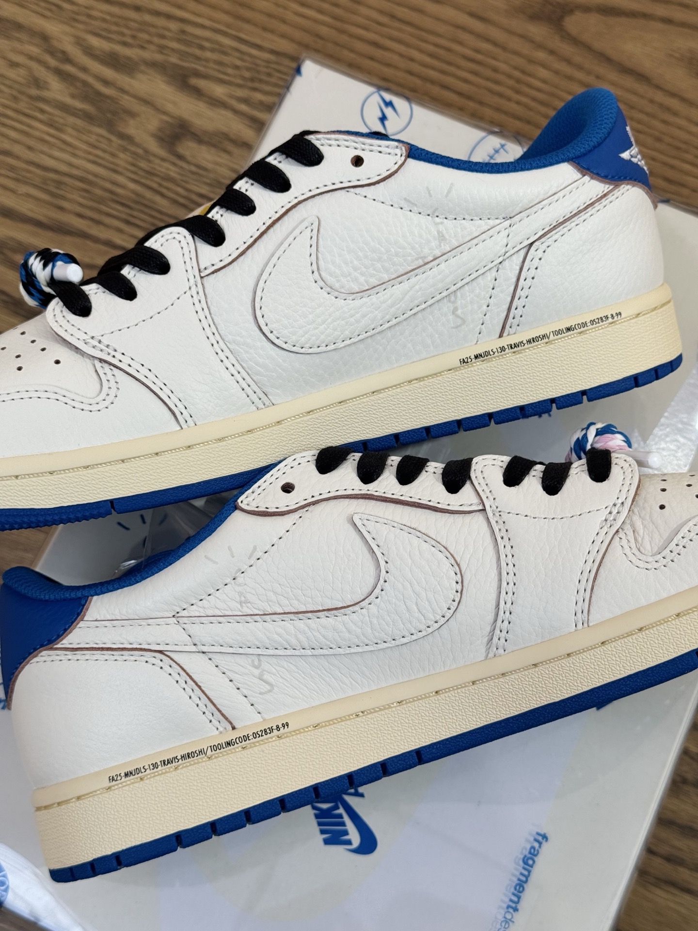 Prime 臻選產品｜Travis Scott AJ1倒鉤 No.10 閃電2.0 男女款 DM7866-104