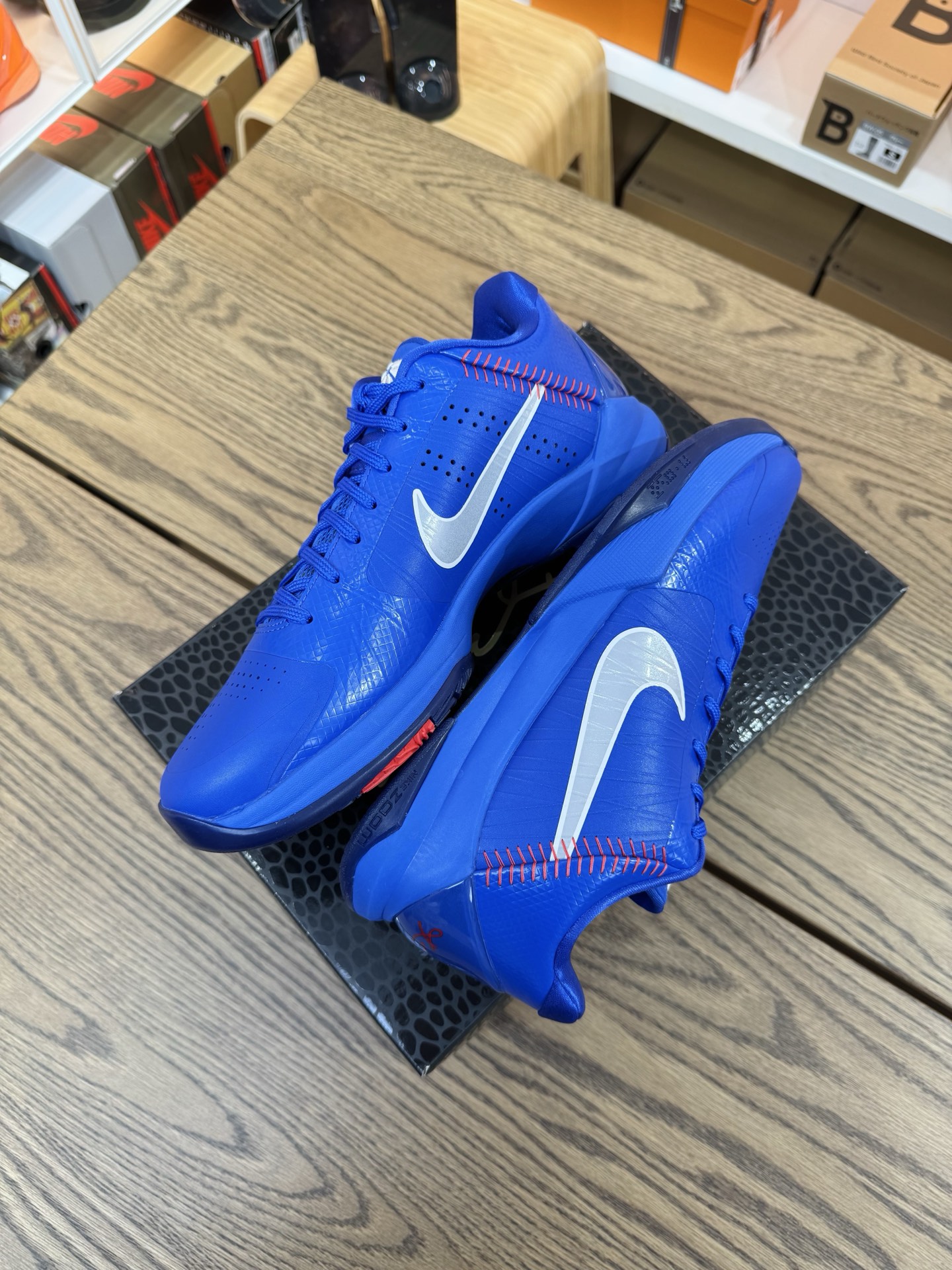 Kobe 5 Protro Dodgers 道奇隊 尺碼 40-48.5「US7-14」 IO6256-400