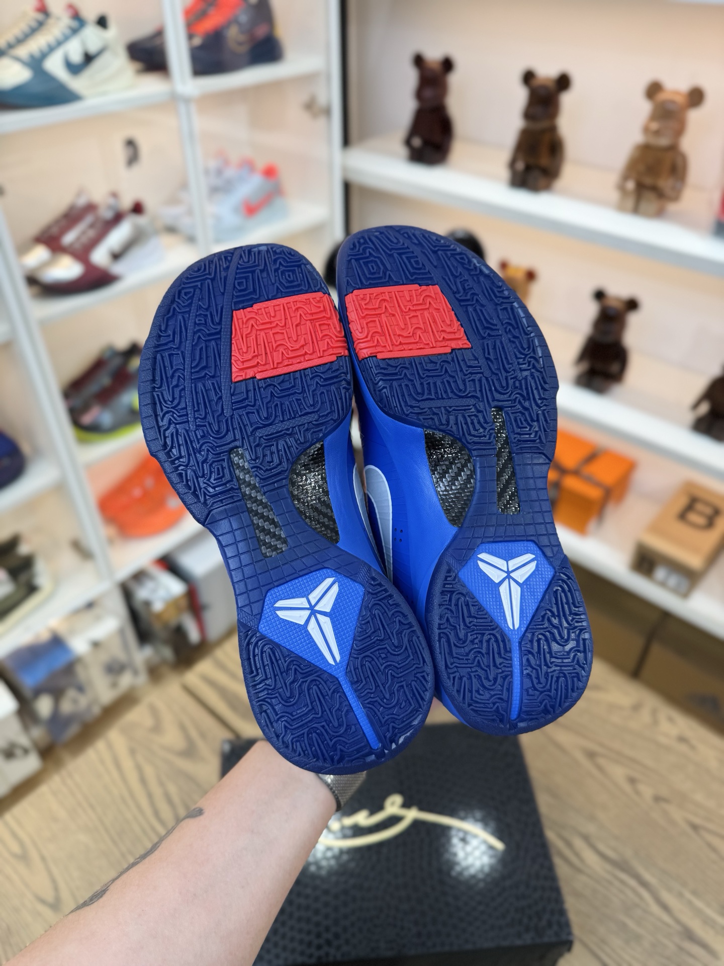 Kobe 5 Protro Dodgers 道奇隊 尺碼 40-48.5「US7-14」 IO6256-400