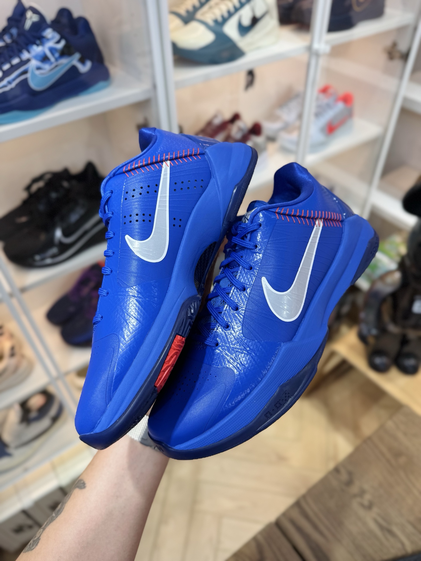 Kobe 5 Protro Dodgers 道奇隊 尺碼 40-48.5「US7-14」 IO6256-400