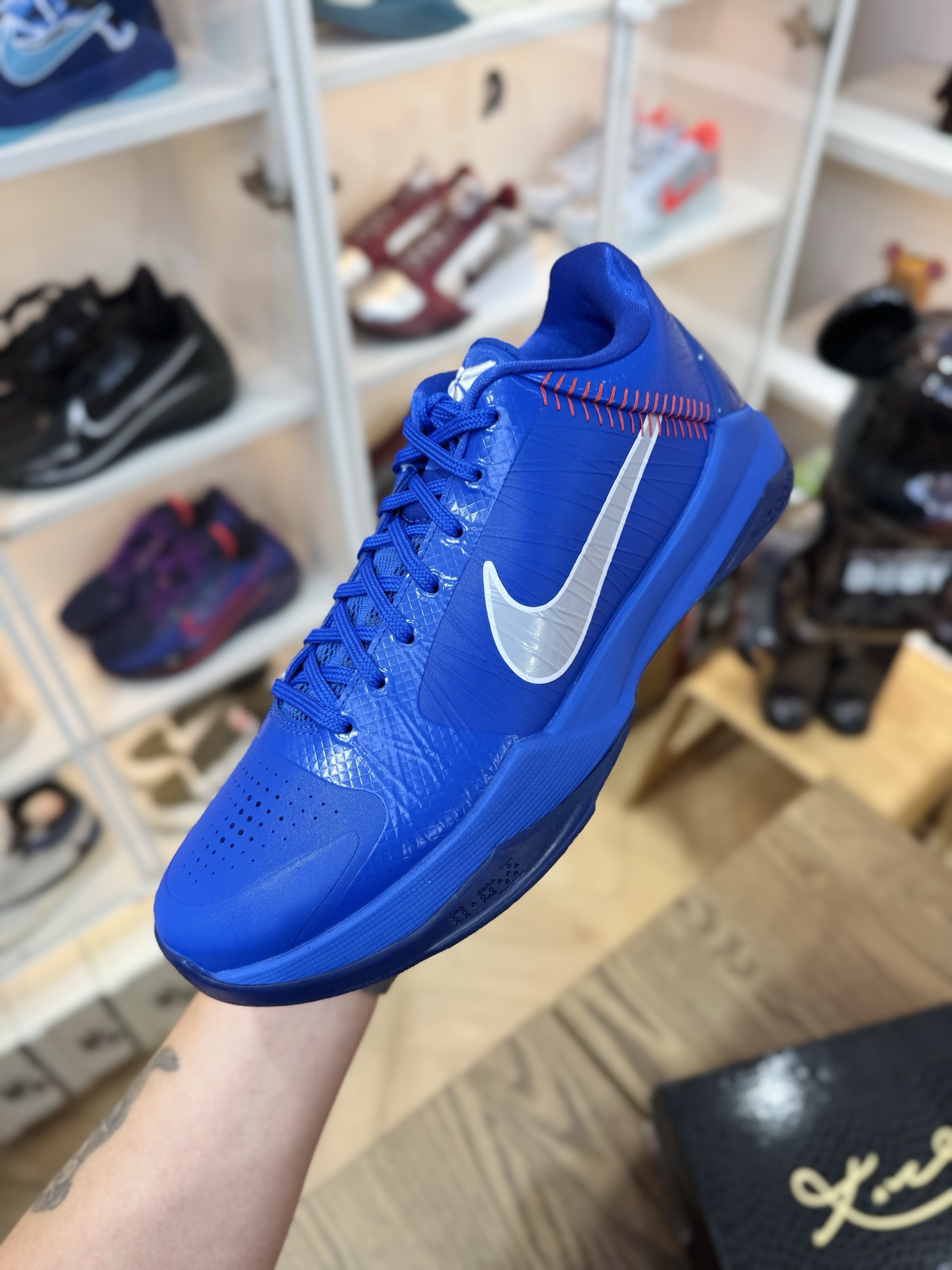 Kobe 5 Protro Dodgers 道奇隊 尺碼 40-48.5「US7-14」 IO6256-400