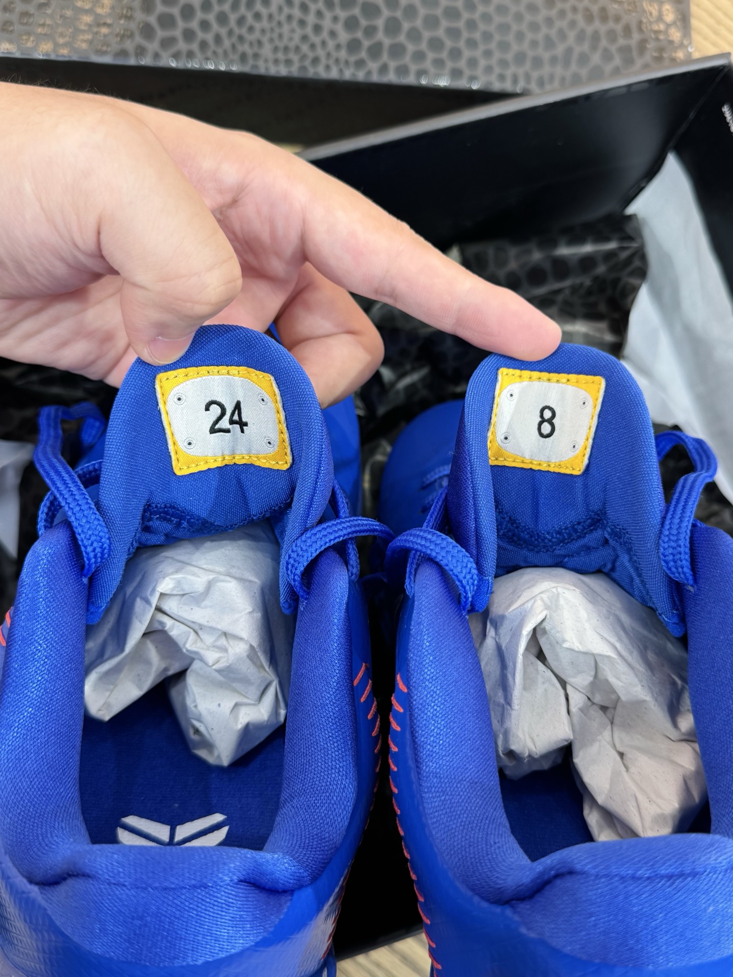 Kobe 5 Protro Dodgers 道奇隊 尺碼 40-48.5「US7-14」 IO6256-400