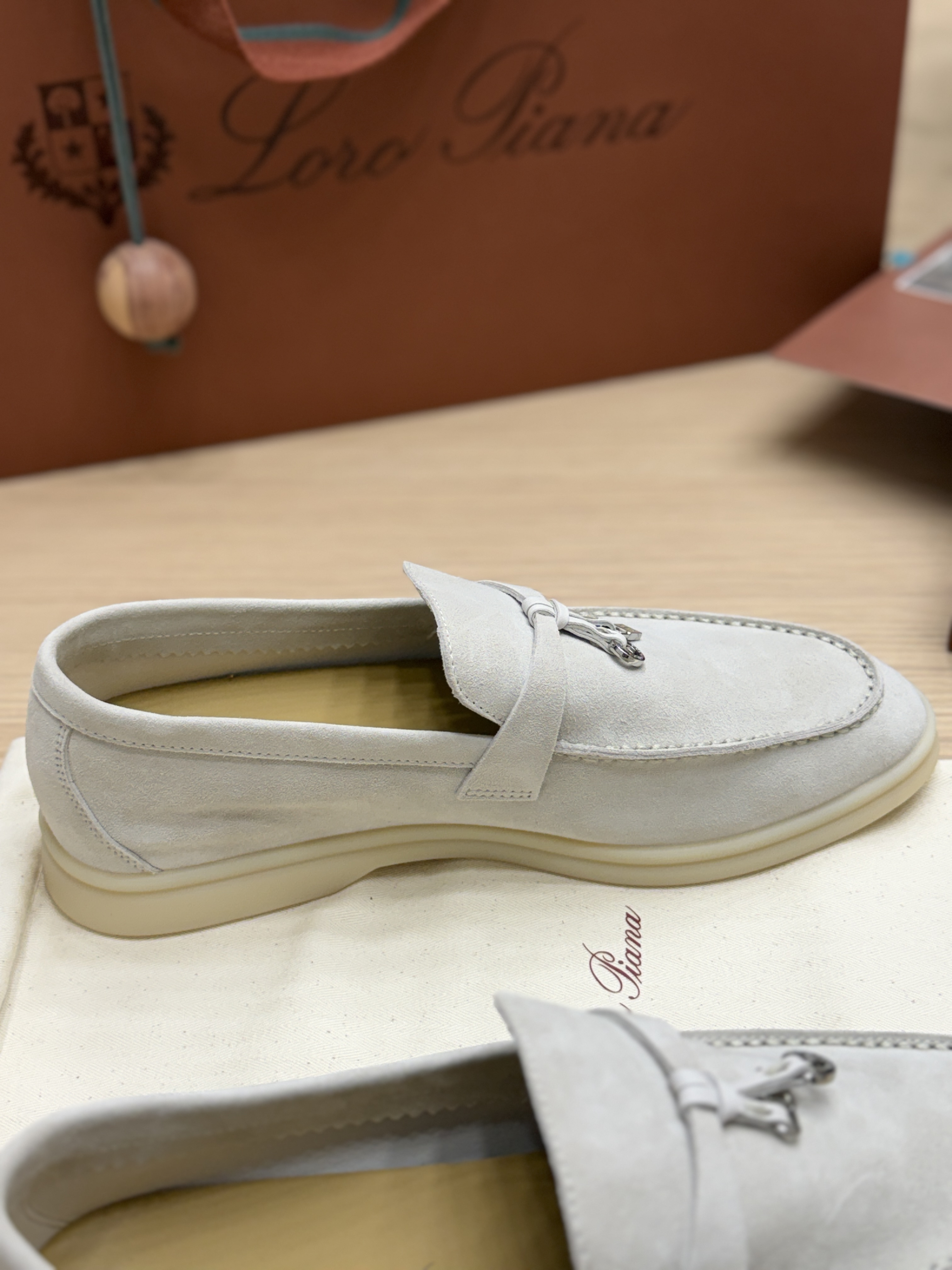 【精選產品】Lp Summer Charms Walk 女士樂福鞋 FAE5444MC51 顏色：珍珠灰（MC51）