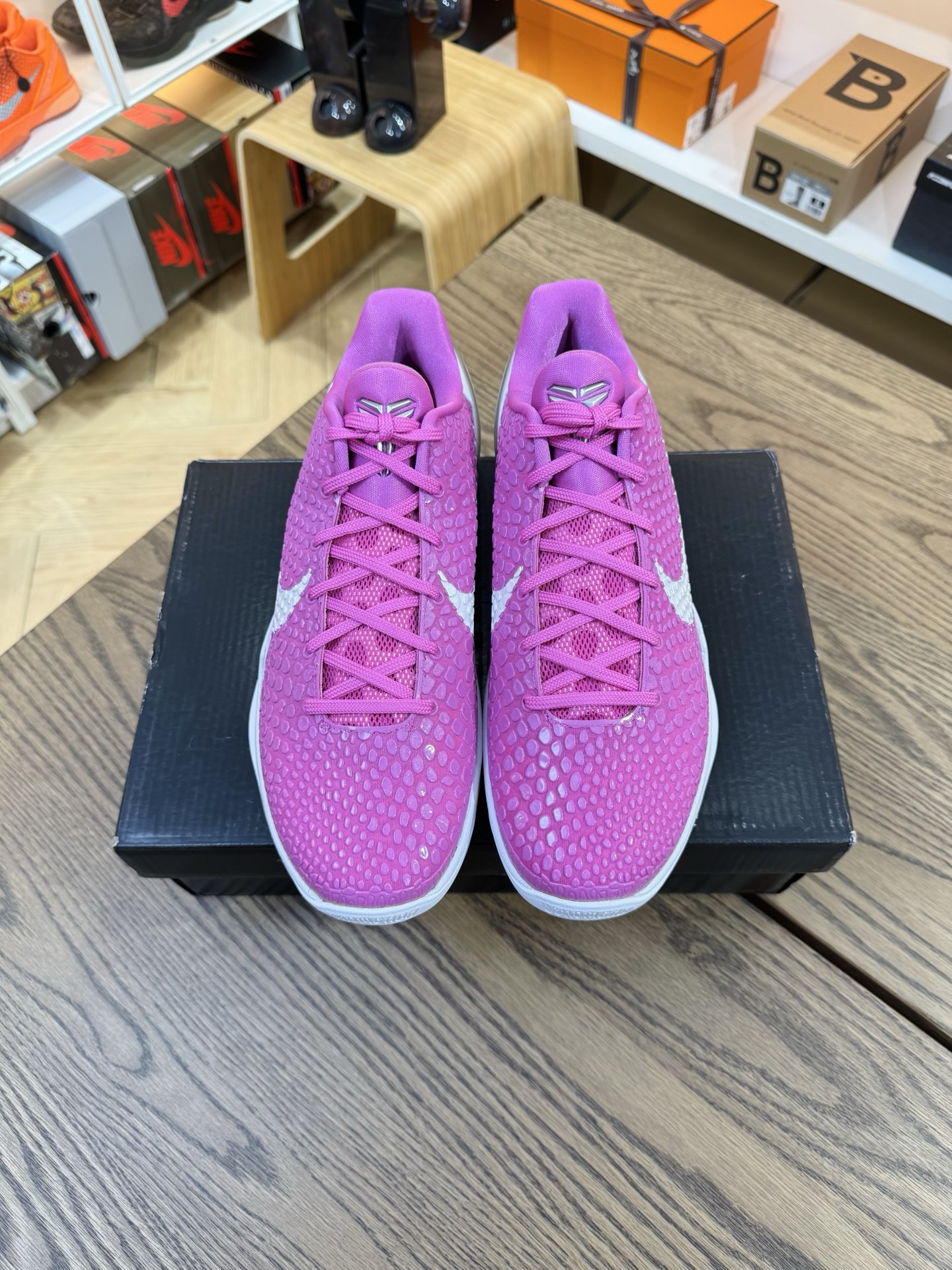 【H12產品】 Kobe 6 乳腺癌 粉白色 DJ3596-600