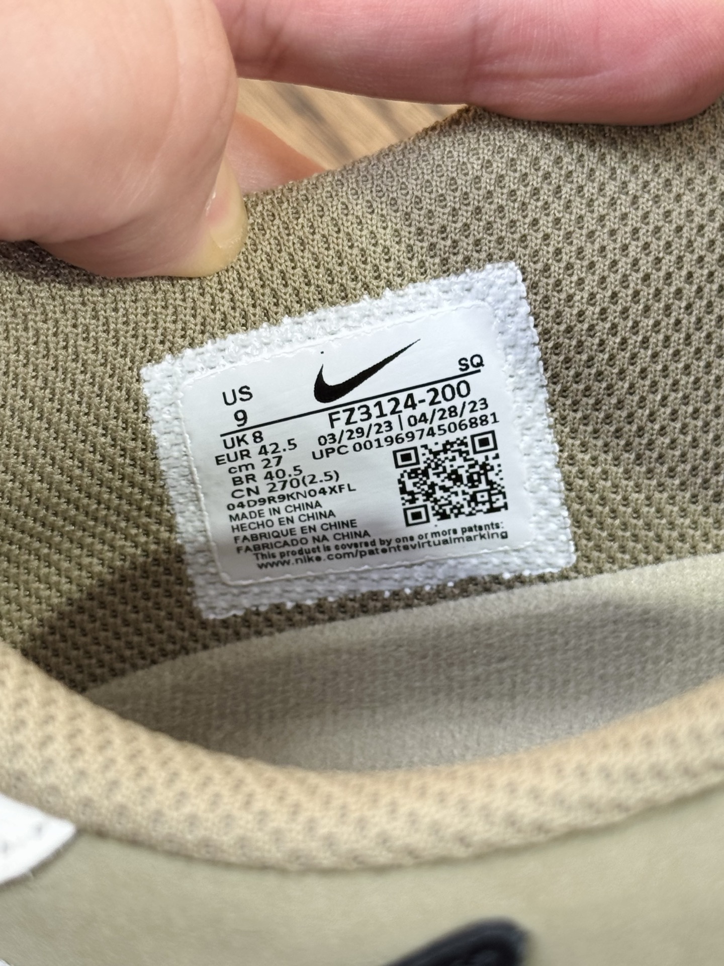 Travis Scott AJ1倒鉤 No.6 高爾夫球鞋 男女款 FZ3124-200 尺碼 35.5-48.5「US3.5-14」