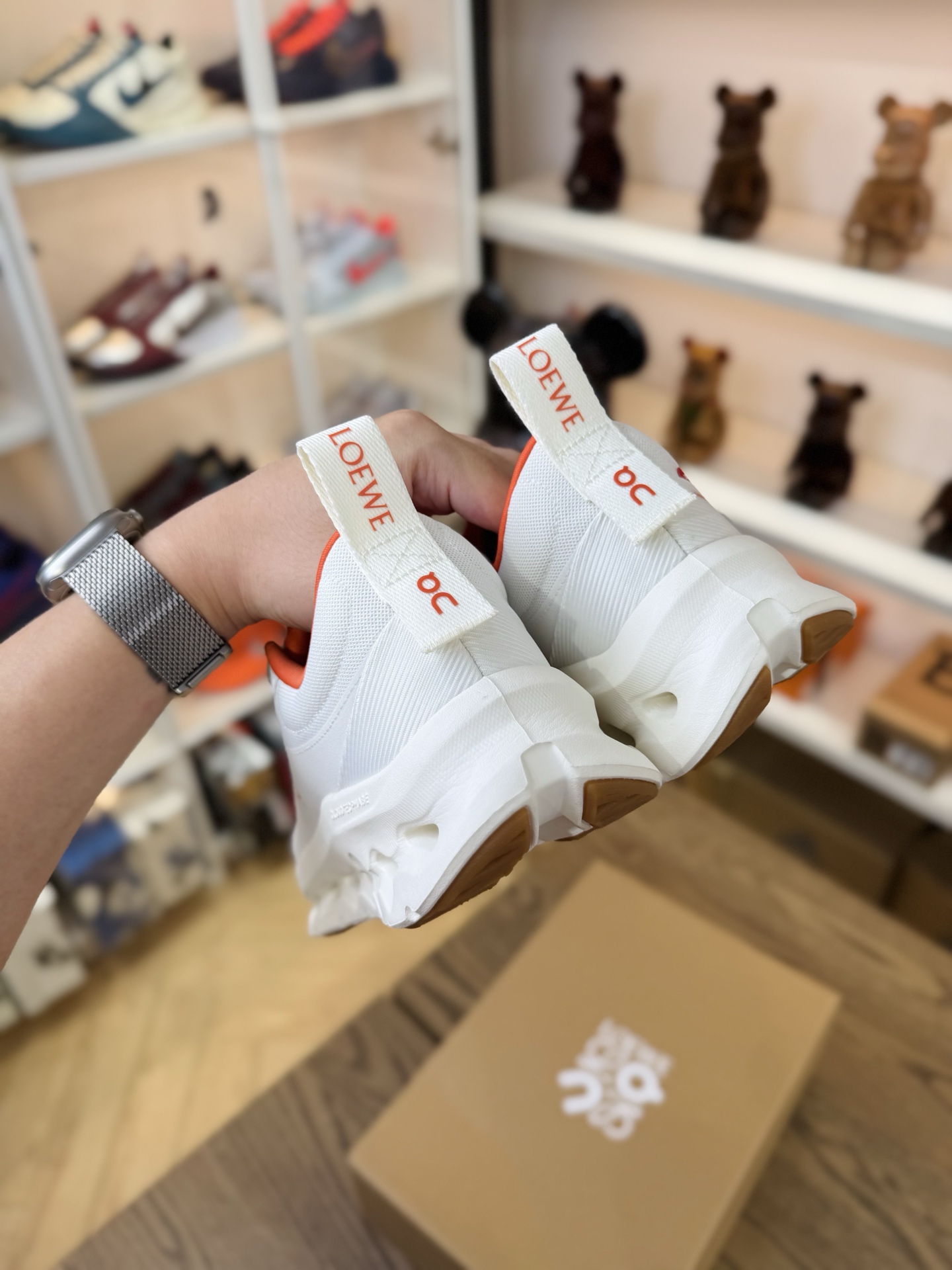 On昂跑 x LOEWE 羅意威 聯名款 Cloudtilt 2.0 橙色 尺碼 36-47.5