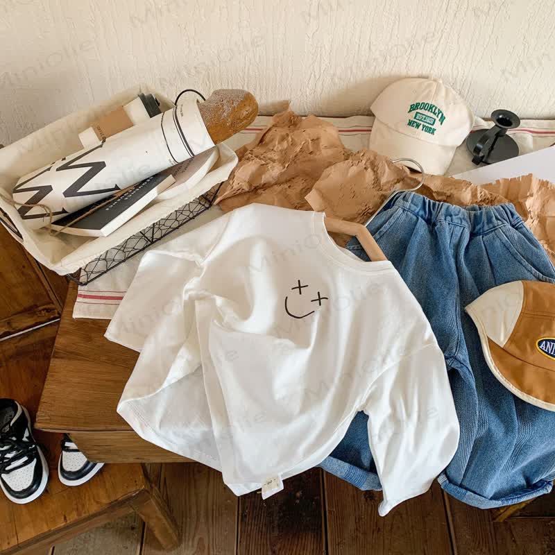 キッズスマイルフェイスホワイトシンプルTシャツ - センタースマイリー - 12歳 - image 9