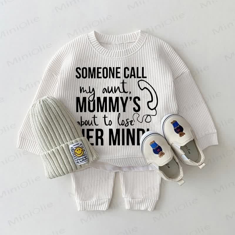 CALL MY AUNT MUMMY'S ABOUT TO LOSE HER MINDベビーワッフル2ピースセット - 白 - 18～24ヶ月 - image 1