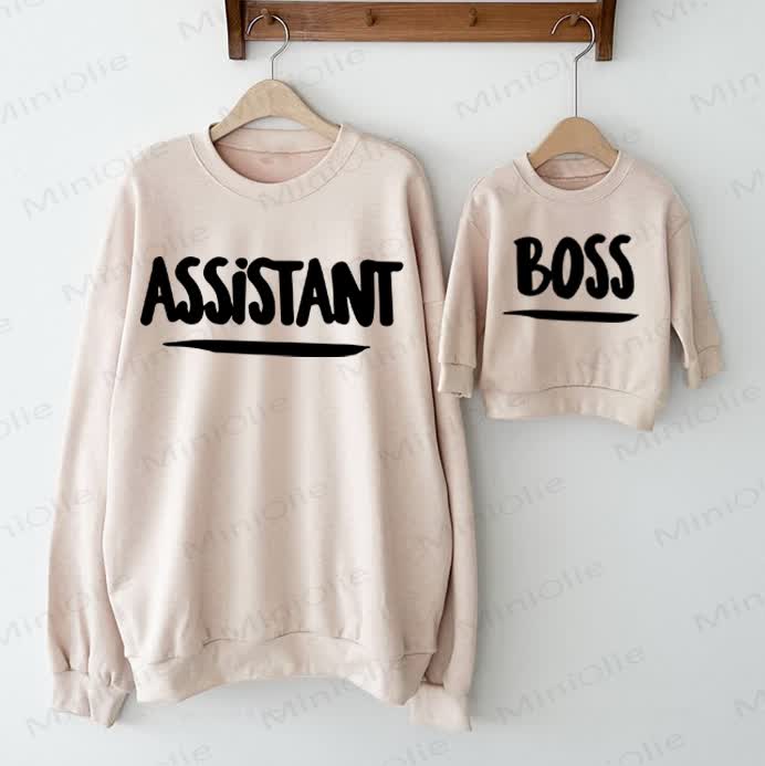 ASSISTANT/BOSSベビー カジュアル ベージュ ファミリー スウェットシャツ - ベージュ - 大人用スウェットシャツ：XL - image 1