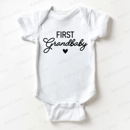 FIRST GRANDBABYベビーホワイトボディスーツ - 白 - 18～24ヶ月 - image 1
