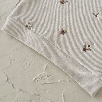 女の子用刺繍フラワーストライプニット2ピースセット - image 8