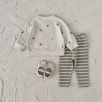 女の子用刺繍フラワーストライプニット2ピースセット - image 5