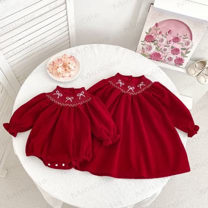 幼児用女の子向けバタフライカラーの赤いベルベットDress - image 4