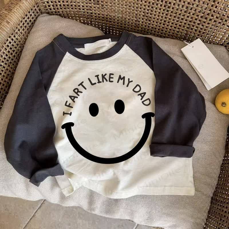 I FART LIKE MY DADベビースマイリーダークグレーラグランTシャツ - ドラック・グレイ - 2～3歳 - image 1