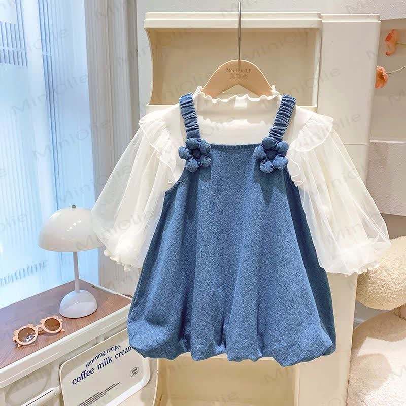 ベビー 幼児 女の子 デニム フラワー ノースリーブDress - 青いDressと白いトップス - 5-6Y - image 1