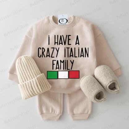I HAVE A CRAZY ITALIAN FAMILYベビースウェットシャツ 2点セット ベージュ - ベージュ - 2～3歳 - image 1