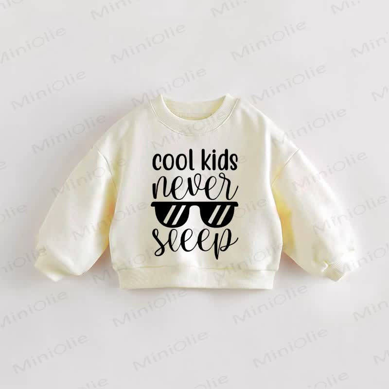 COOL KIDS NEVER SLEEP幼児用スウェットシャツ - クリーム - 3～5歳 - image 1