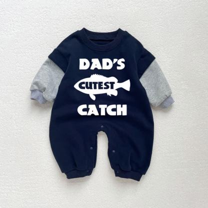 DAD'S CUTEST CATCHベビー 幼児用 ダークブルー カラーブロック ロンパース - ダークブルー - 18～24ヶ月 - image 1