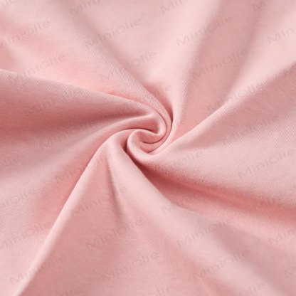 TOO BUSY BEING A MAMA'S BOY TO WORRY ABOUT BEING A LADIES MANベビーピンクのロンパース - image 6