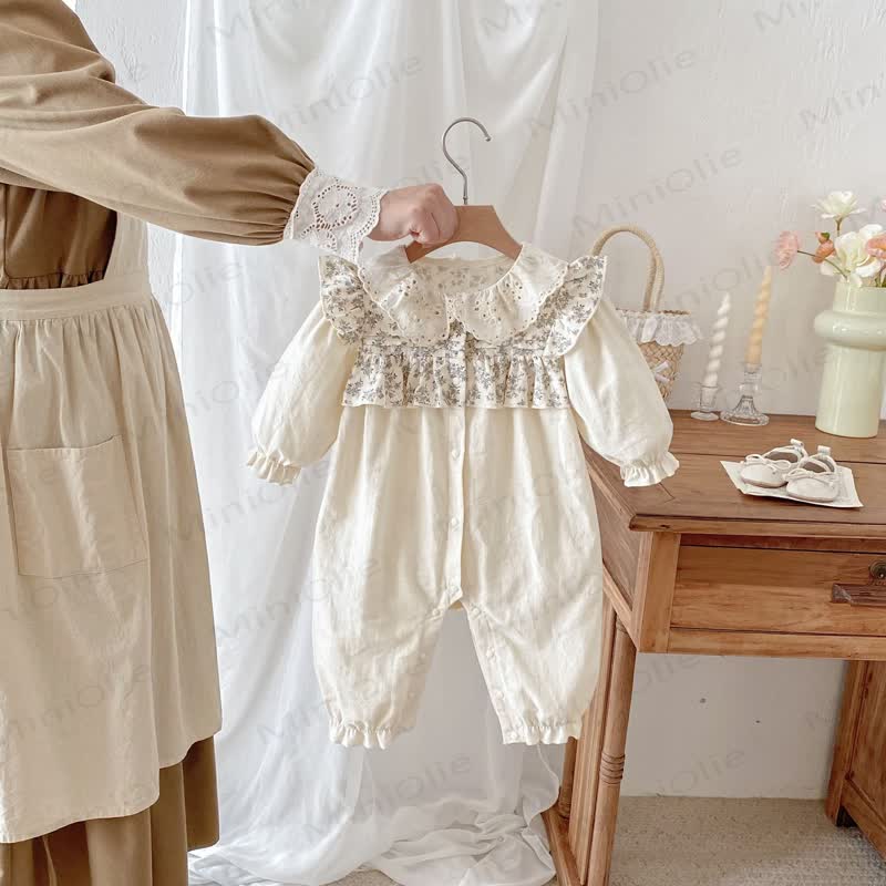 ベビーフローラルカラーベージュロンパース - image 3