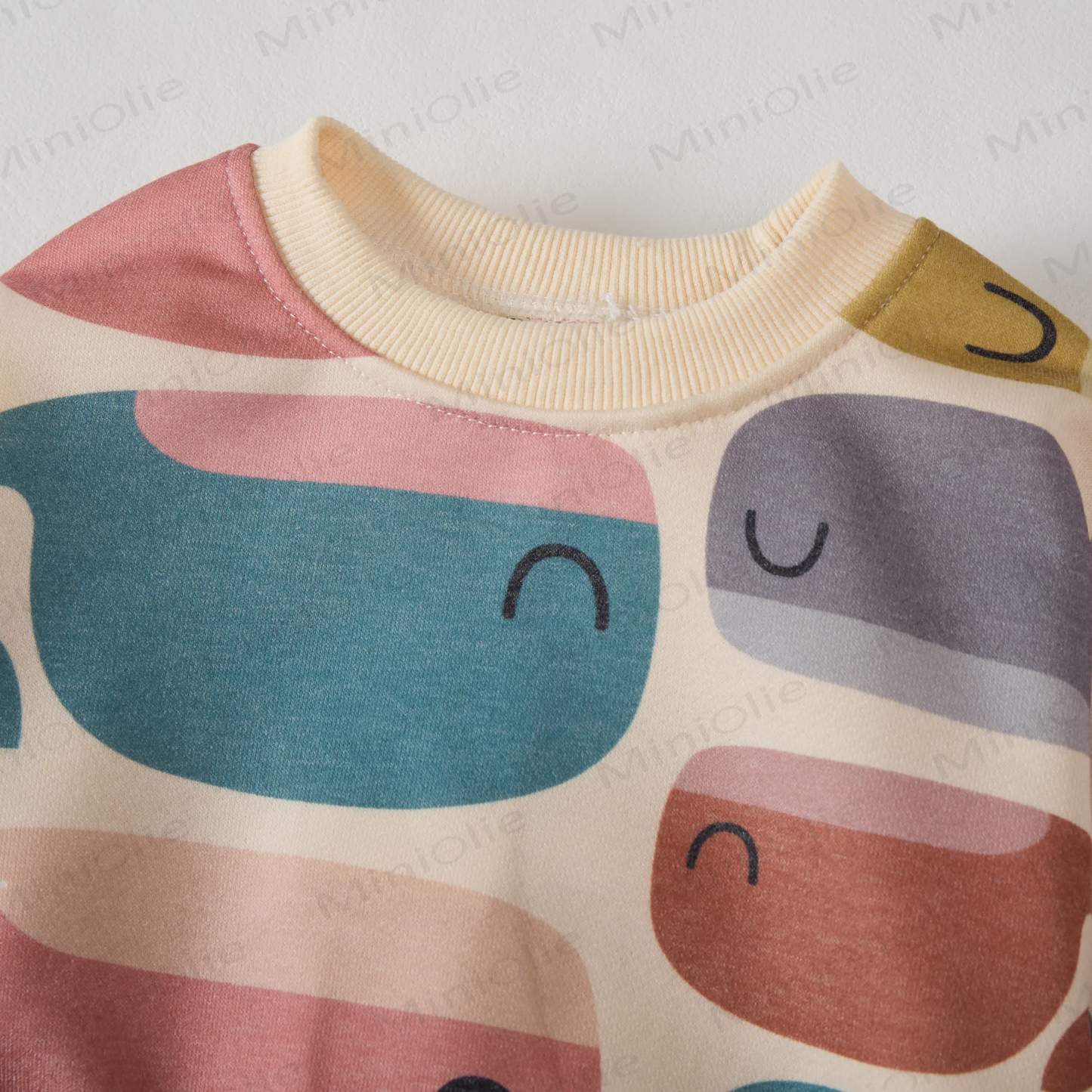 ベビーキュートな漫画クジラ柄スウェットシャツ2点セット（ベージュ） - image 2