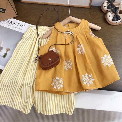 幼児用刺繍入りTシャツとストライプパンツの2ピースセット - 黄色 - 8-9T - image 1