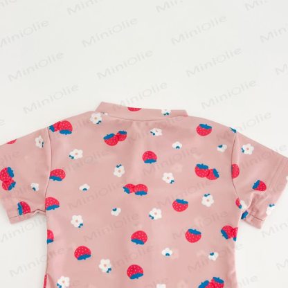 幼児用女の子用イチゴ/花柄ジップアップ水着（帽子付き） - image 8