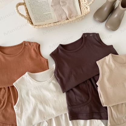 ベビー無地タンクトップとポケット付きショーツセット - image 4