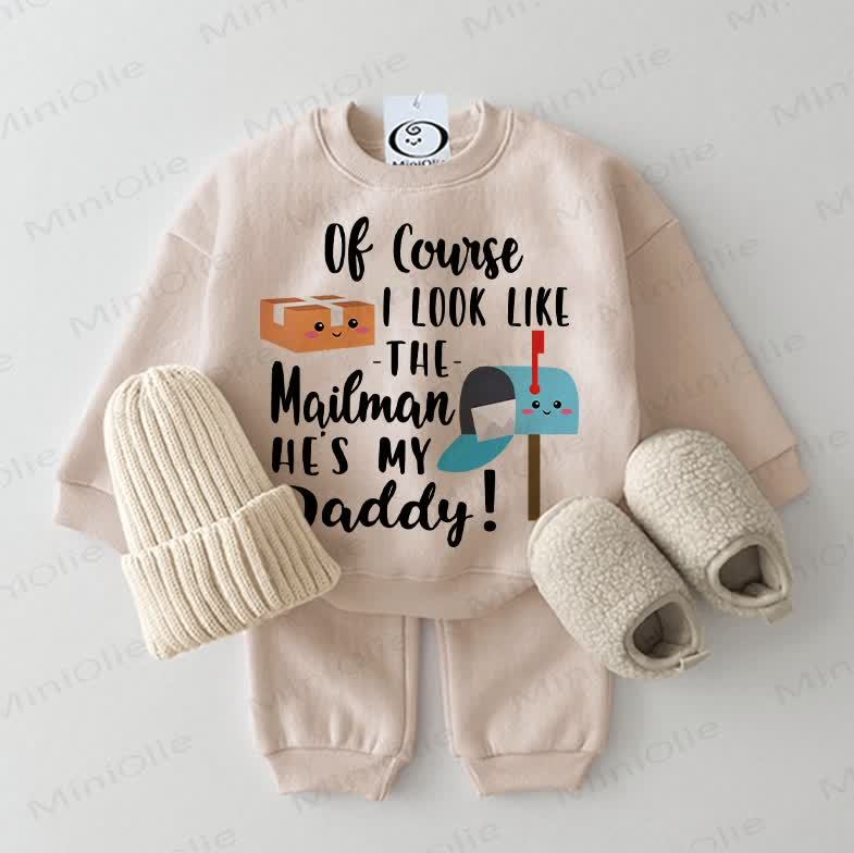 OF COURSE I LOOK LIKE THE MAILMAN HE'S MY DADDY!ベビー用スウェットシャツ 2点セット ベージュ - ベージュ - 2～3歳 - image 1