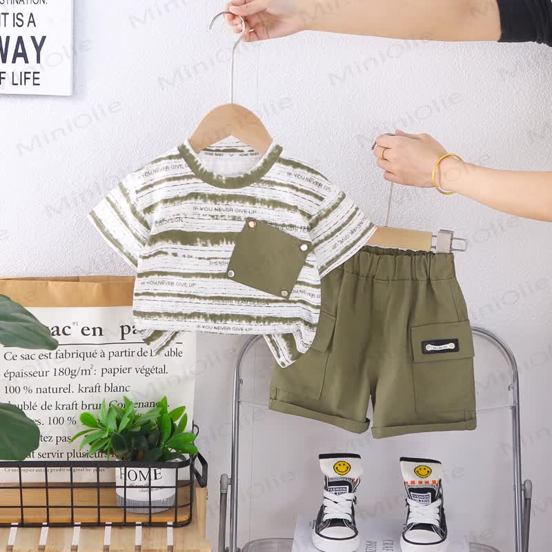幼児用ストライプ柄ポケット付きTシャツとショートパンツのセット - 緑 - 4～5歳 - image 17