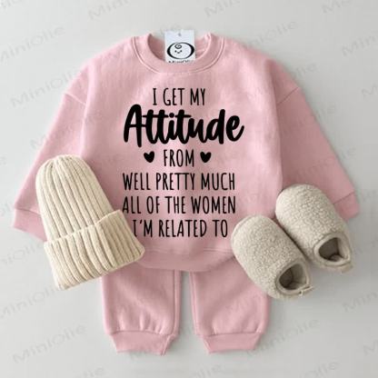 I GET MY ATTITUDE FROM WELL PRETTY MUCH ALL OF THE WOMEN I'M RELATED TO。ベビースウェットシャツ2点セットピンク - ピンク - 2～3歳 - image 1