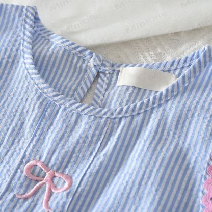 幼児用女の子向けブルートップ＆パンツ ストライプ柄セット - image 2