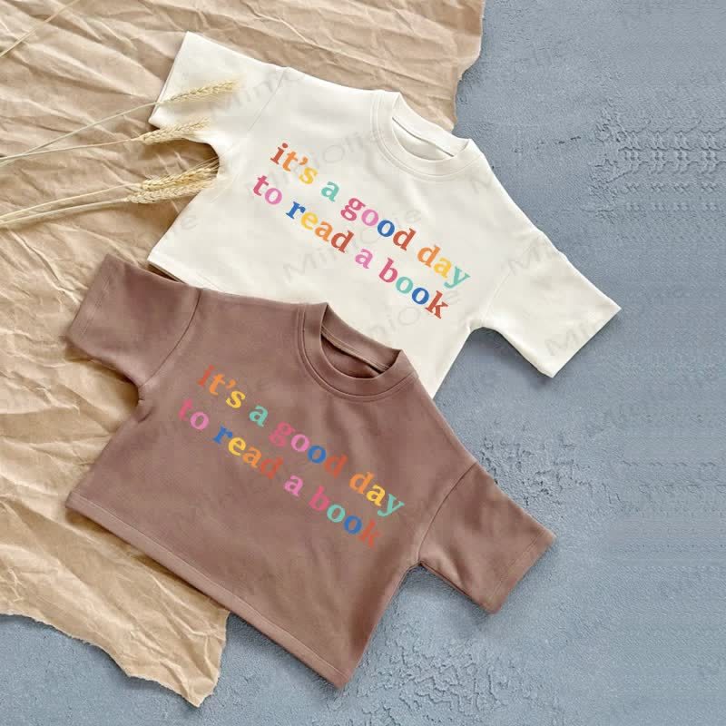 今日は読書にGOOD DAYです ベビーサマーカジュアルTシャツ - image 1