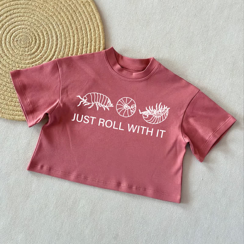 JUST ROLL WITH IT赤ちゃん昆虫 夏用カジュアルTシャツ - レンガ色 - 2～3歳 - image 2