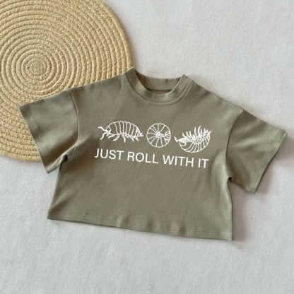 JUST ROLL WITH IT赤ちゃん昆虫 夏用カジュアルTシャツ - グレーグリーン - 2～3歳 - image 1