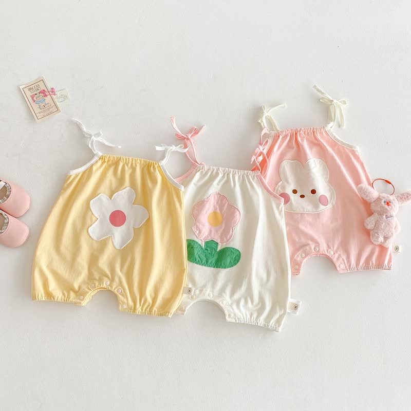 ベビーガール用フラワー/うさぎ柄ストラップロンパース - image 1