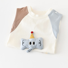 THE ELEPHANTベビーボーイ ベージュ ノースリーブロンパース - image 3