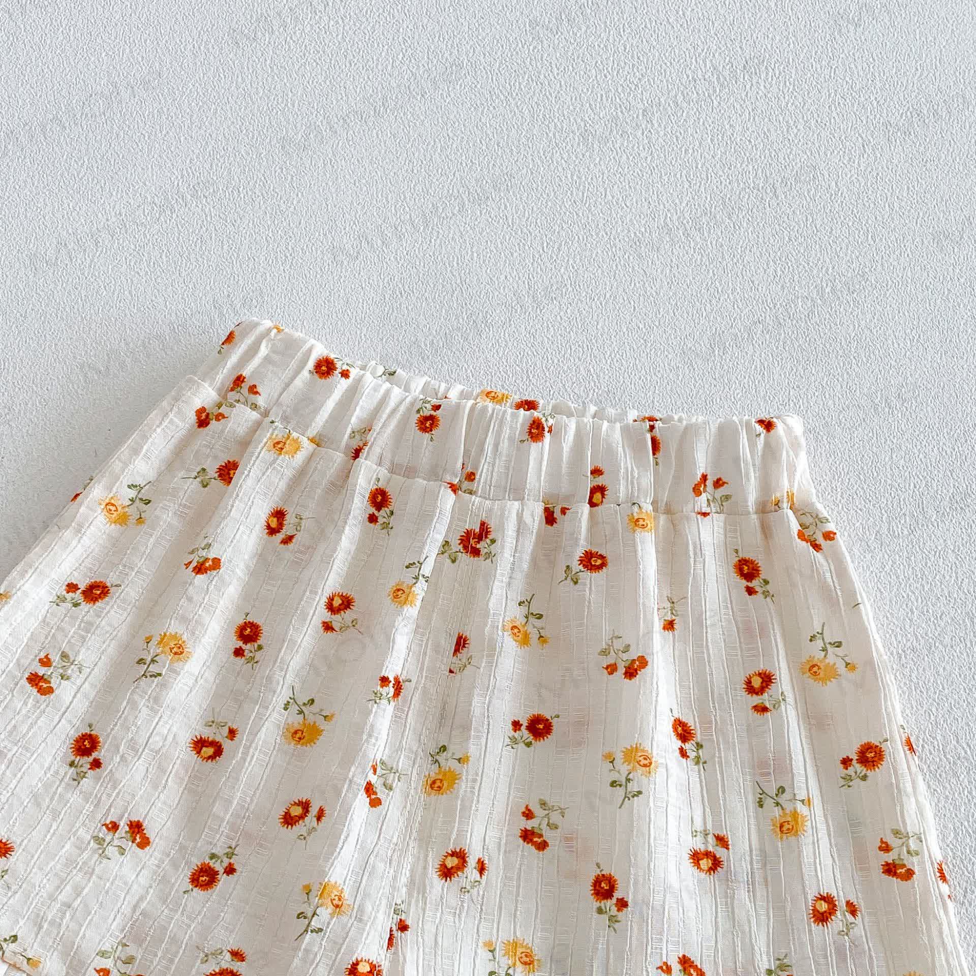 ベビー用フリル付きコットン花柄またはハート柄タンクトップとショートパンツのセット - image 10