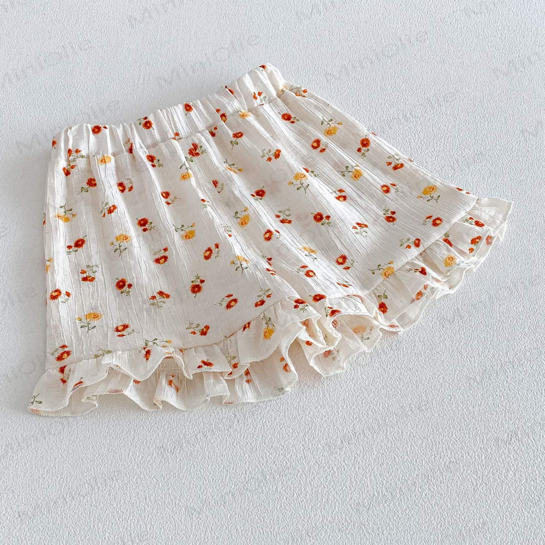 ベビー用フリル付きコットン花柄またはハート柄タンクトップとショートパンツのセット - image 11
