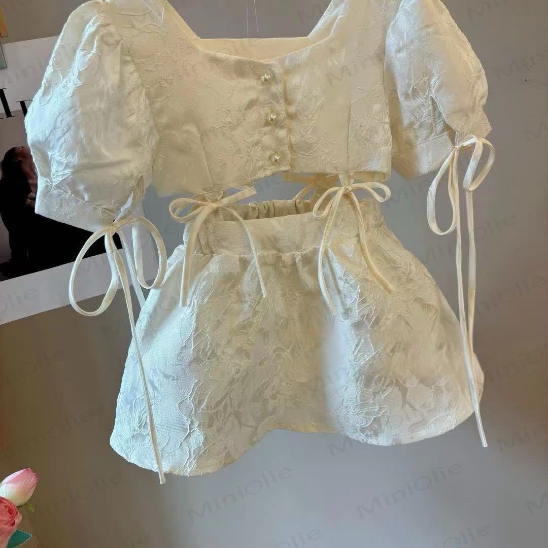 幼児用女の子向けベージュリボン花柄パフスリーブタンクトップ＆スカートセット - image 2