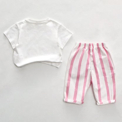 MOM YOU ARE MAGIC！ベビーピンクのスローガン入り縦ストライプ柄2点セット - image 2