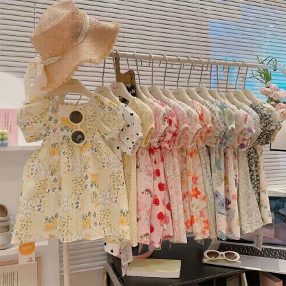 幼児用女の子向け全面プリント半袖Dress - image 1