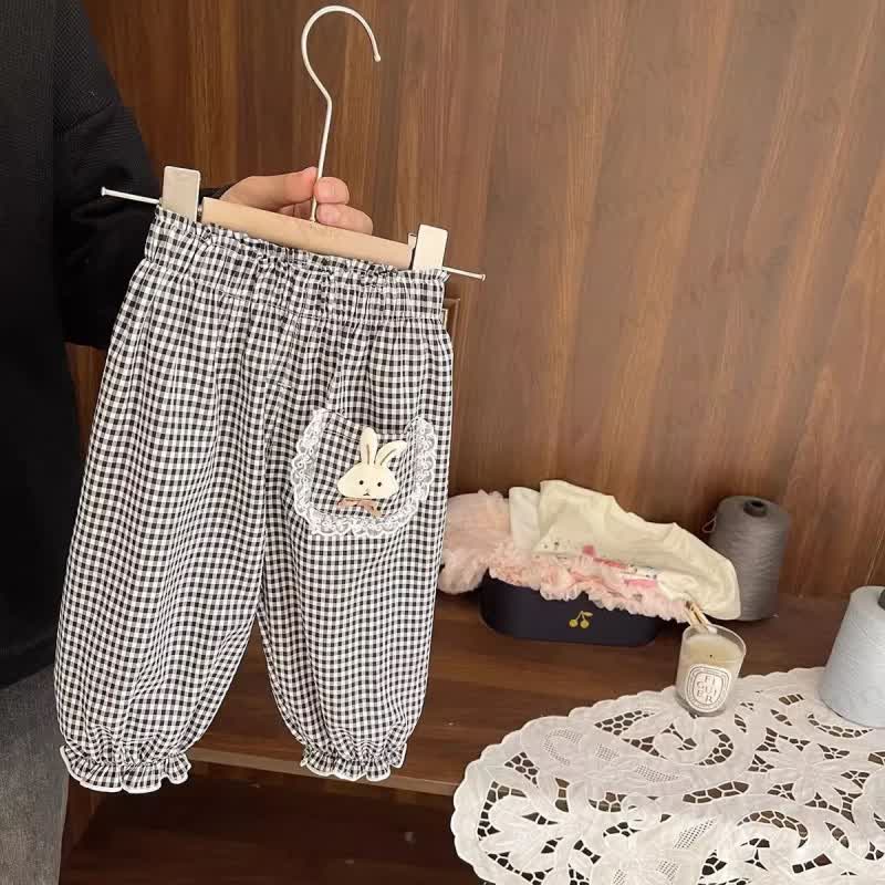 幼児用女の子向けうさぎ刺繍入りギンガムチェックフリル袖カジュアルパンツ - 黒 - 6～7歳 - image 3