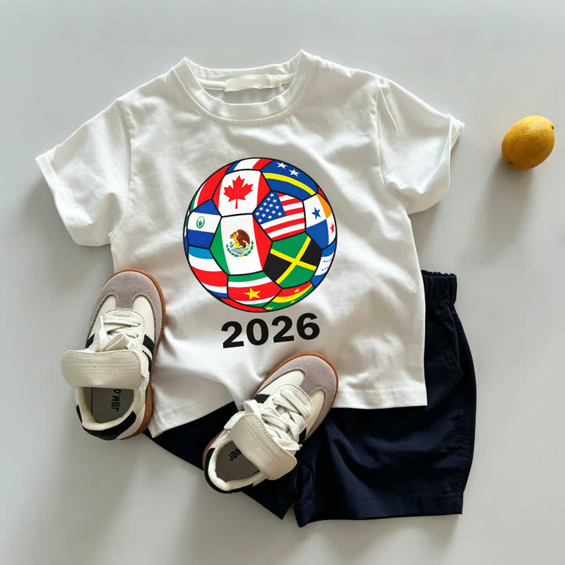 2026ベビー幼児用 カラフルフットボール柄 ホワイトTシャツとネイビーショーツ 2点セット - ホワイト＆ネイビー - 3～5歳 - image 1