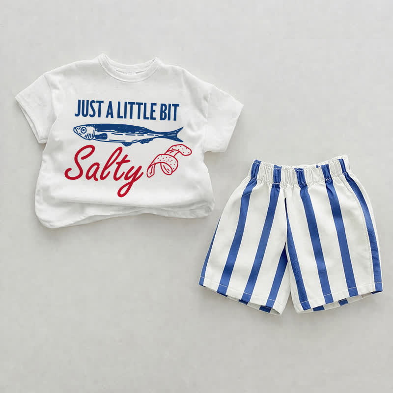 ほんのLITTLE塩味のSALTYたベビーフィッシュ柄の白と青の縦縞模様のツーピースショーツセット - ホワイト＆ブルー - 2～3歳 - image 1