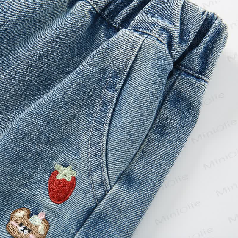 幼児用女の子向けライトブルーのイチゴ刺繍入りデニムショートパンツ - image 3